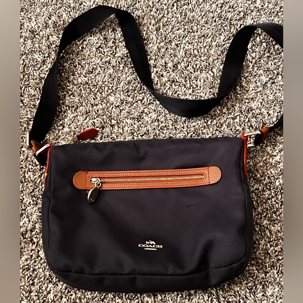 Coach shoulders  bag 🍀🌺🍀